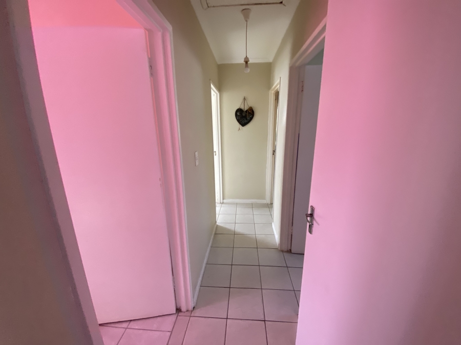 To Let 3 Bedroom Property for Rent in Muizenberg Western Cape